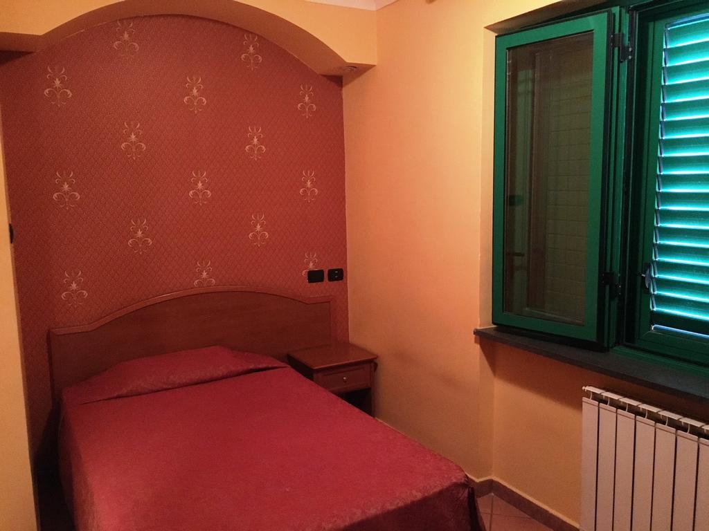 Melito di Napoli Hotel Stefano A Melito מראה חיצוני תמונה