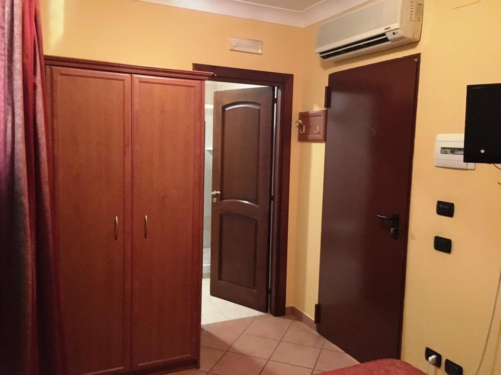 Melito di Napoli Hotel Stefano A Melito מראה חיצוני תמונה