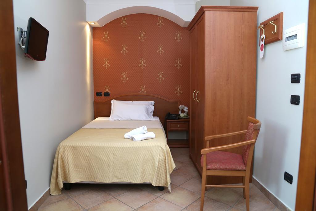 Melito di Napoli Hotel Stefano A Melito מראה חיצוני תמונה