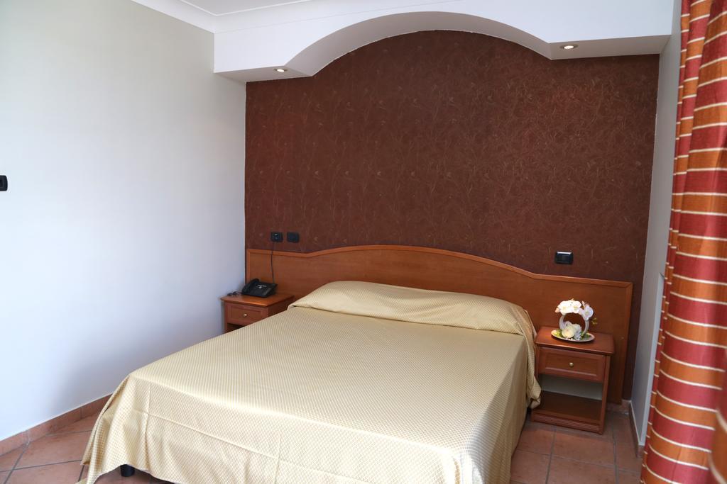 Melito di Napoli Hotel Stefano A Melito מראה חיצוני תמונה