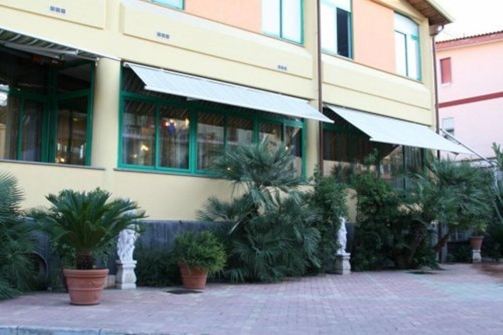 Melito di Napoli Hotel Stefano A Melito מראה חיצוני תמונה