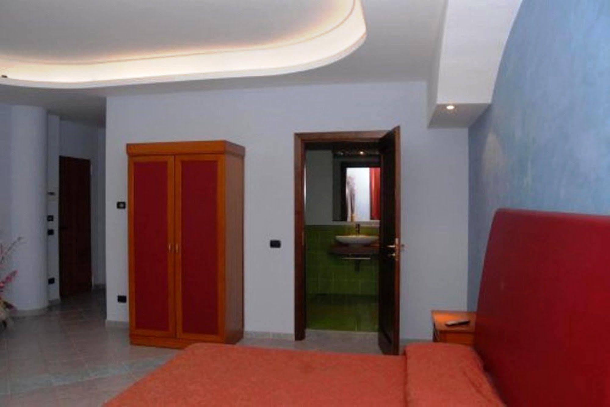 Melito di Napoli Hotel Stefano A Melito מראה חיצוני תמונה